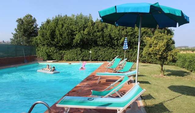 Villa with pool close to San Gimignano