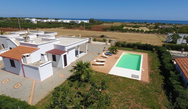 VILLA WITH POOL - Cod. 103084