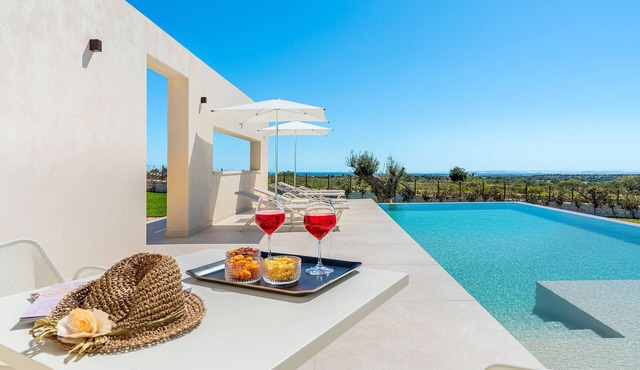 Villa with pool in Rosolini, near Noto, Sicily