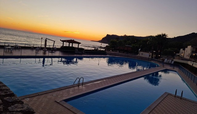 Villa 'With Pool in Private Park' with Sea View, Wi-Fi and Air Conditioning