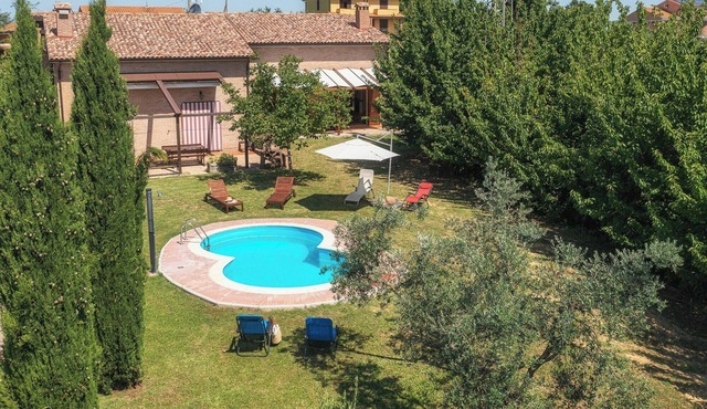 Villa with pool in the heart of green Umbria