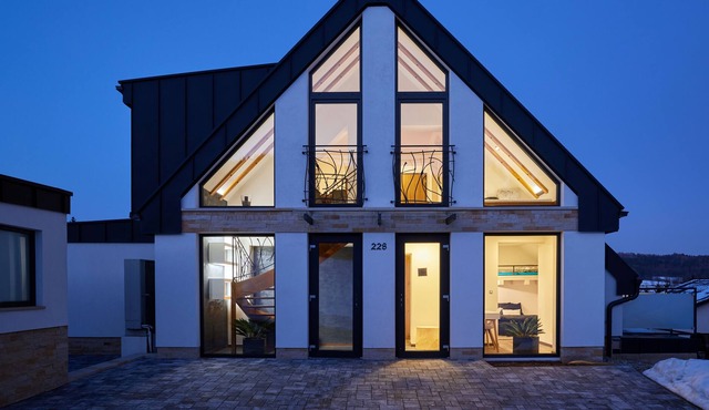 Villa with pool, sauna and whirlpool not far from the ski slopes