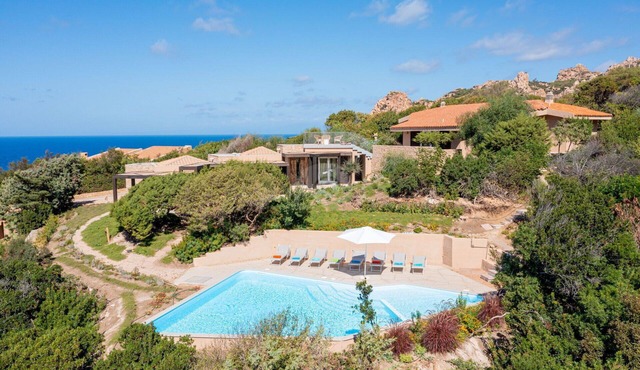 Villa with private pool in Costa Paradiso: Villa Albanella