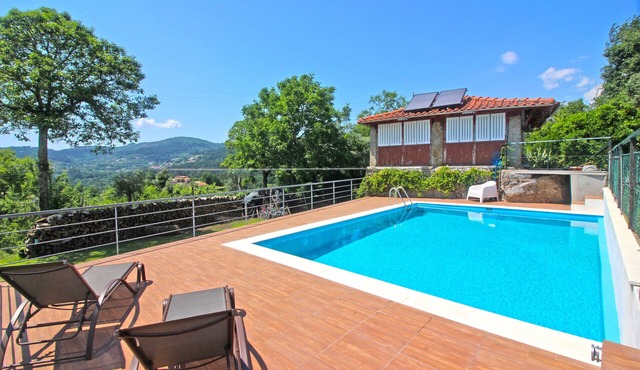 Villa with private pool near Gerês