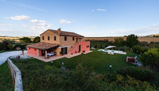 Villa with private pool near Jesi
