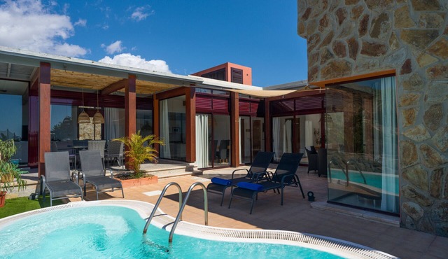 Villa with private pool Tauro Golf Villas I