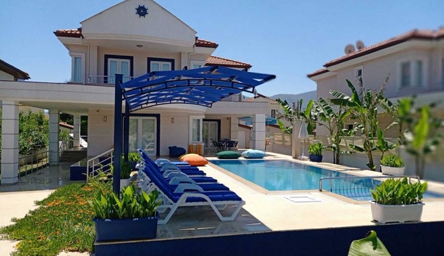 Villa with Private Pool Peaceful Location and Excellent Views - Sleeps 8