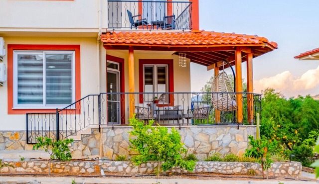 Villa with Shared Pool and Jacuzzi in Seydikemer