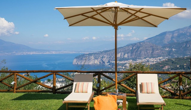 Villa with spectacular views of Sorrento.