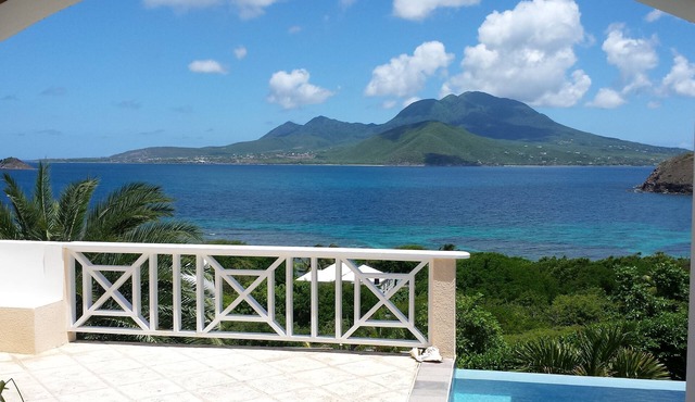 Villa With Stunning Views, Beautiful Beaches