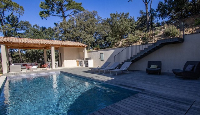 Villa with swimming pool and view – Drôme Provençale
