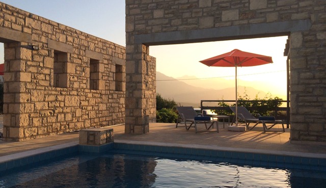 Villa Ypsilon with private pool
