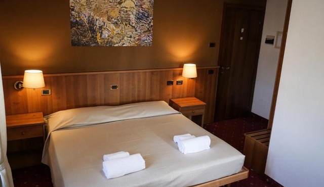 VILLANOVA HOTEL