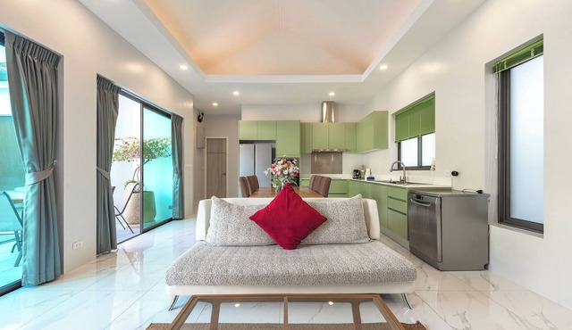 Villas 6BR 2 Pools For Group Vibe V193