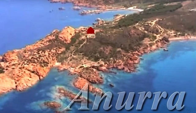 Villino relax-surrounded by the sea, 70 meters from the beach