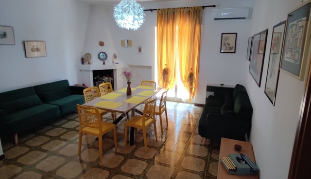 Vinella House - Spacious house for 8 guests