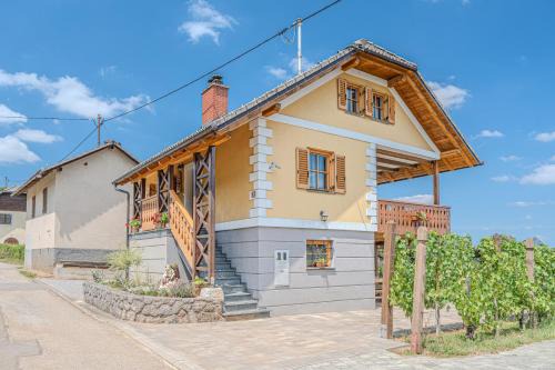 Vineyard Cottage Stepan