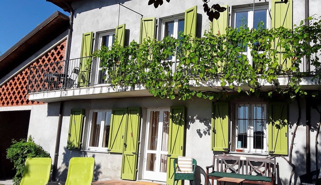 Vineyard villa, stay at a traditional cascina on a tranquil hillside