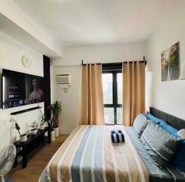 Vinia Infinity Studio 3 Near Malls and MRT Station