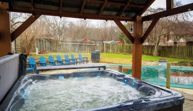 Vino Villa | Cozy Escape near Wineries & Lake