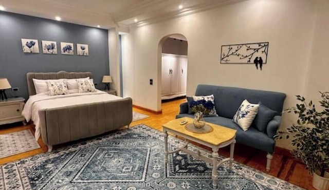 Vintage Charm: 3BR, 2 baths in the heart of Zayed