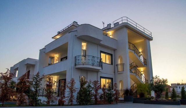 Viroga suite apartments