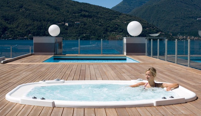 Vista di Maccagno Fantastico Pool, Maccagno con Pino e Veddasca, Italy