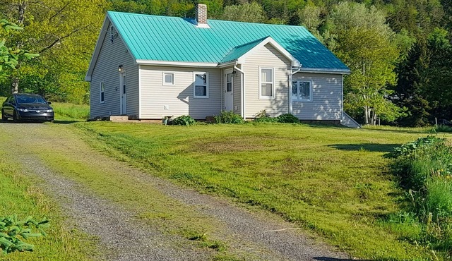 Visit the beautiful Annapolis Valley of Nova Scotia at Blomidon Vacation Rentals