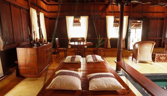 Vismaya Lake Heritage ,boutique Villa in Vembanad Lake.