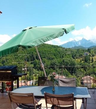 Vista Alpi Apuane
