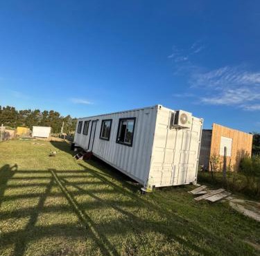 Vivienda contenedor en el balneario Buenos Aires