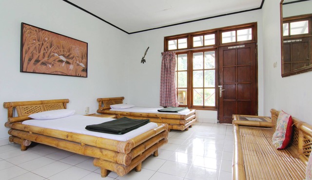 Vogels Hostel