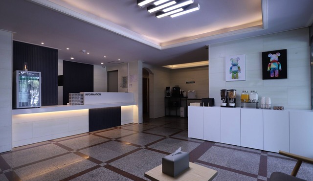 VOVO Hotel
