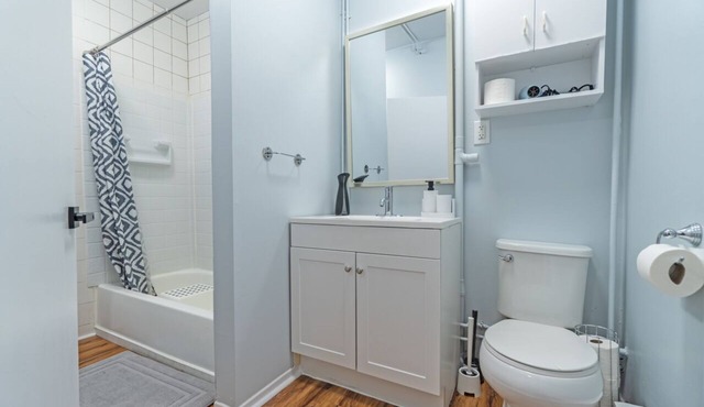 Vrbo Urban Oasis Steps from the Pier