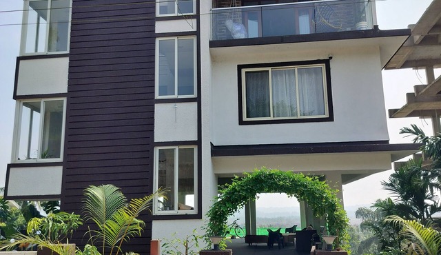 Vrindavan Valley View Luxe Stay Villa