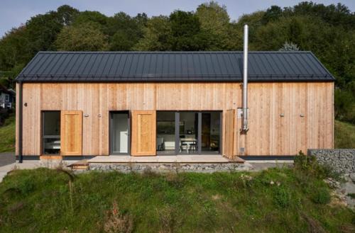 Vulkanhaus Eifel - Designhaus mit Sauna, Kamin und Kraterblick