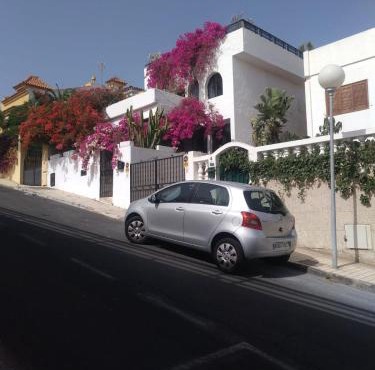 VV Las Buganvillas MASPALOMAS - Cocina y habitaciones con baños privados