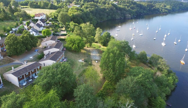 VVF Lac d'Eguzon, Eguzon Chantôme
