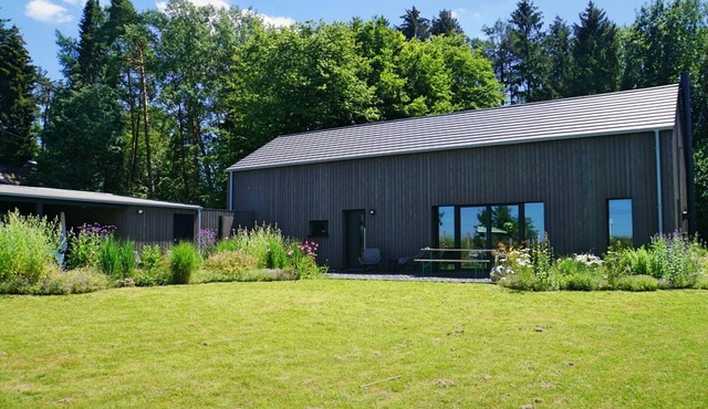Wäller Haus - Design home with fireplace & private fenced garden