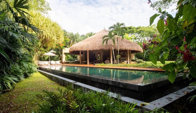 w* | Charming 5BR Villa at Mesa de Yeguas