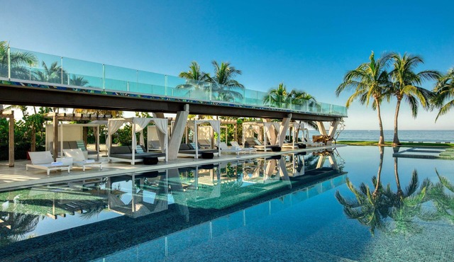 W Punta de Mita