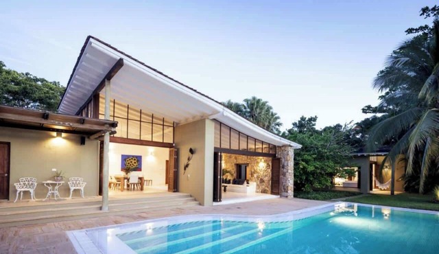 w* | Spacious 5BR Villa at Mesa de Yeguas