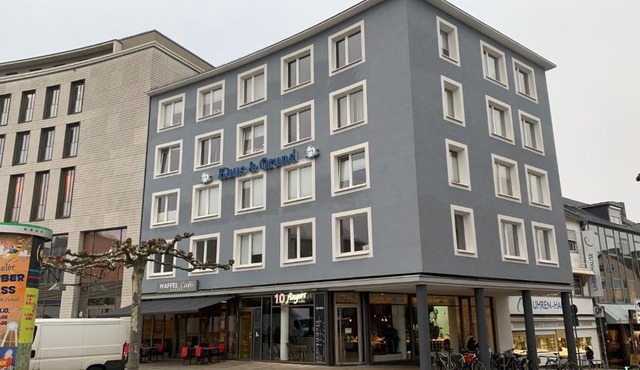 Waffel Cafe HOSTEL Monteurwohnung Ferienwohnung