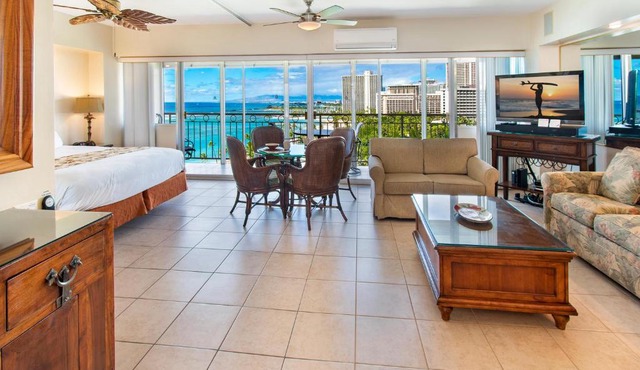 Waikiki Shore 1308