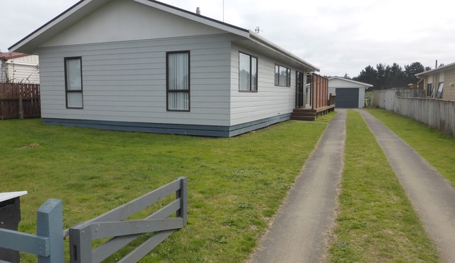 Waitarere Beach Escape