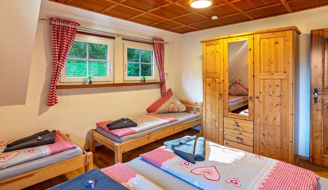 Waldblick holiday apartment, 75sqm, 2 bedrooms, max. 8 people (6 adults)