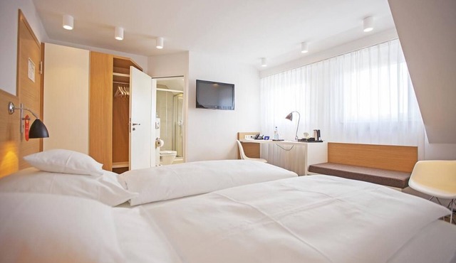 Waldhorn Hotel