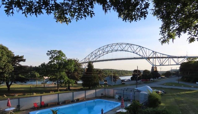 Walk to Cape Cod Canal with Private Association Pool
