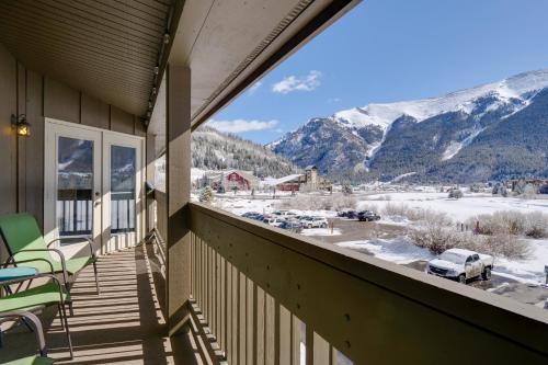 Walk to Copper Mountain Lifts: Mtn-View Condo