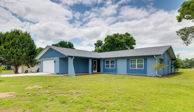 Walk to Lake: Geataway w/Yard in Inverness